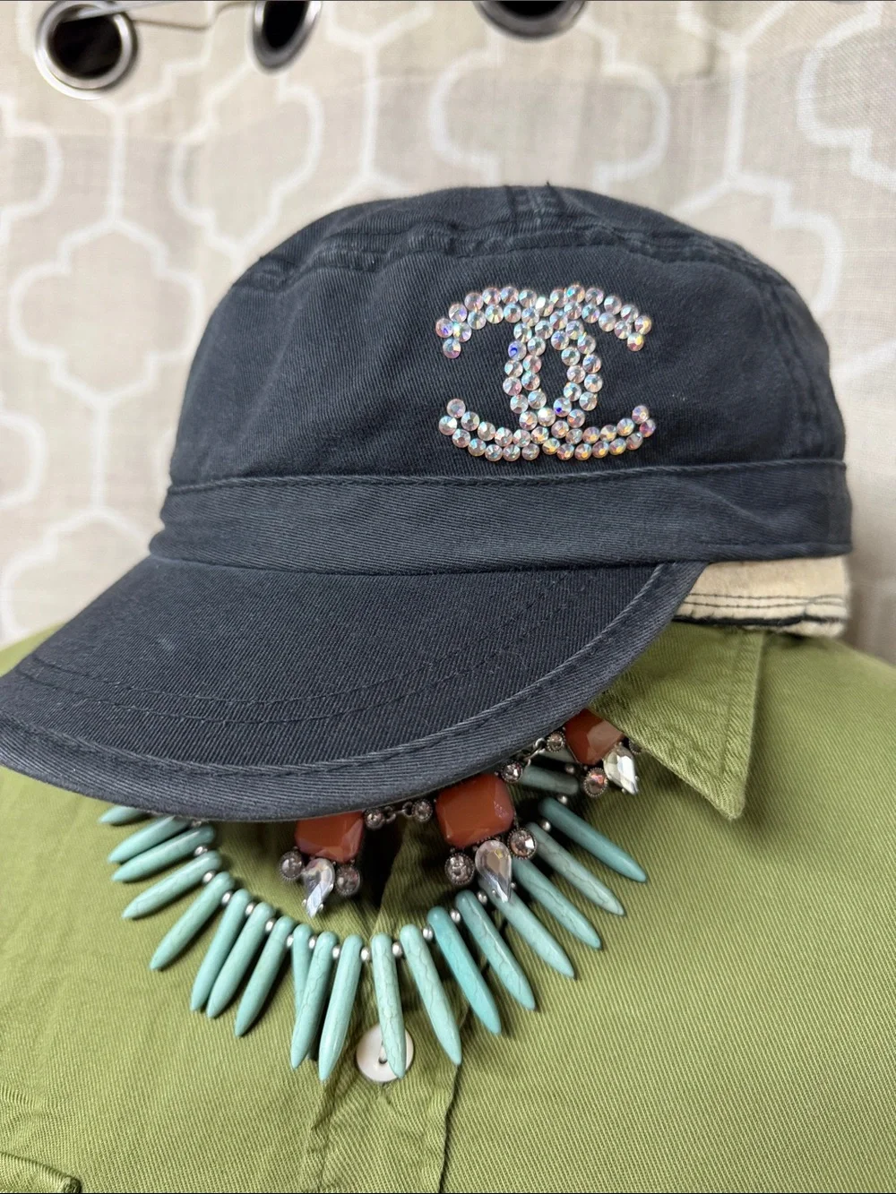 Black Cap hat with sparking rhinestone Double C Logo